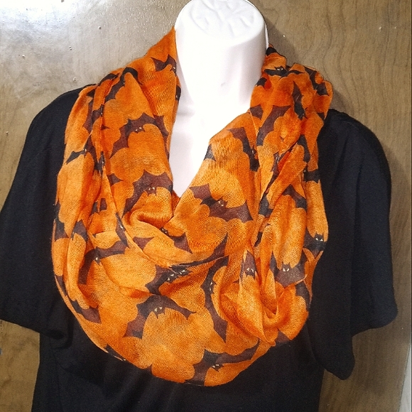 Accessories - Orange & black bat Halloween scarf